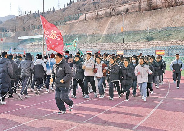 甘肅地震重災區  異地安置復課