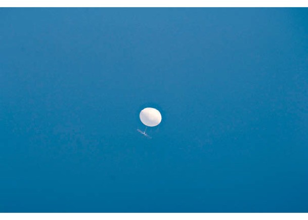 中國大陸氣球飛越台灣上空。