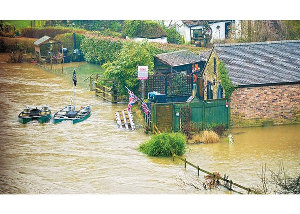 歐洲多國現極端天氣，英國中部爆發洪災。（Getty Images圖片）
