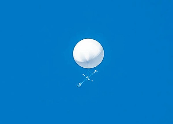 大陸氣球飄近基隆以西90浬