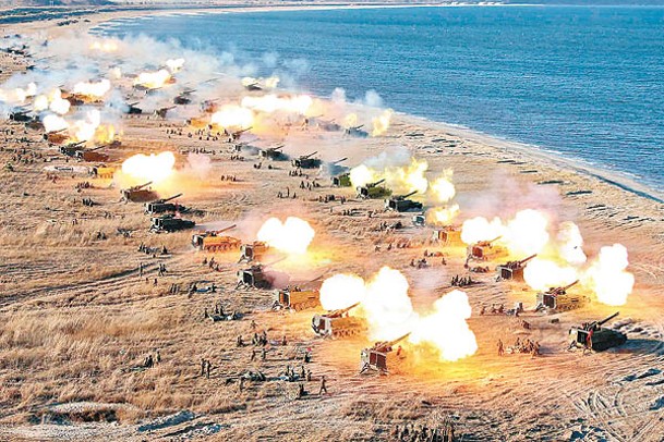 朝軍日前向黃海發炮。
