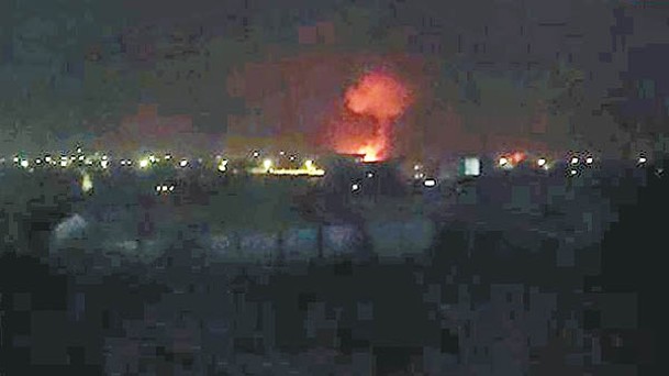 空襲集中在薩那。