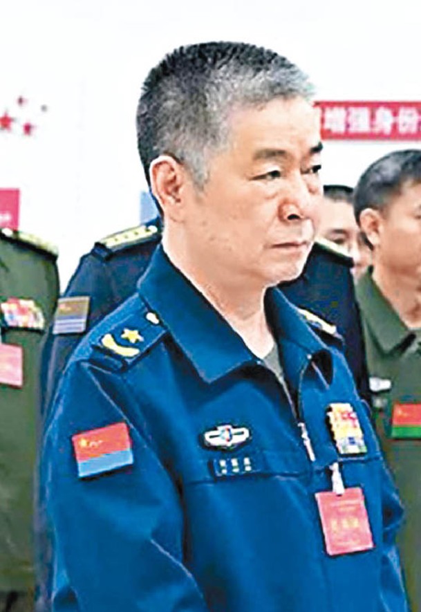 劉國賓有少將軍銜。