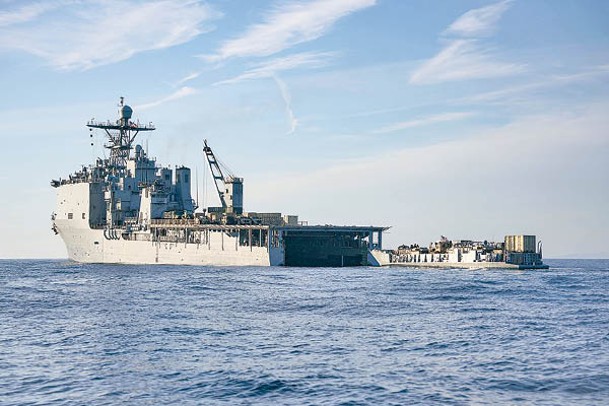 美國兩棲船塢登陸艦哈珀斯‧費里號快將部署。