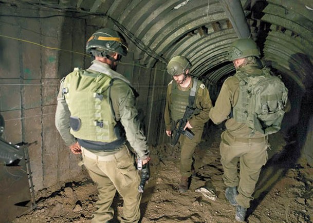 以色列士兵在加薩地帶北部發現哈馬斯地道。