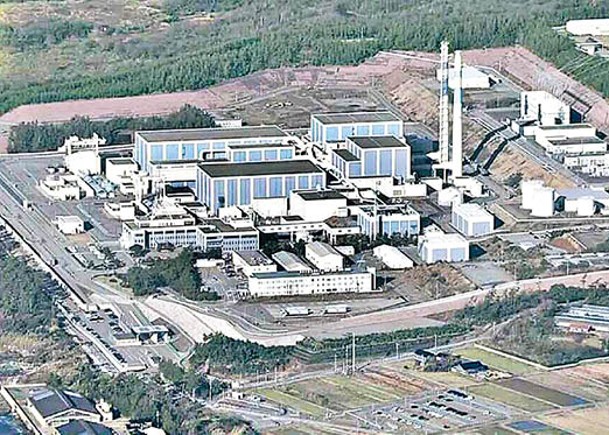 圖為能登半島地震後的志賀核電站。（電視畫面）