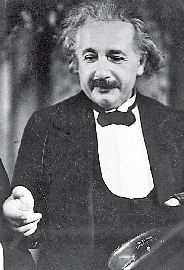 愛因斯坦懂得彈琴。（Getty Images黑白圖片）