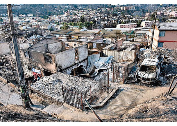 山火燒毀大量建築物。（Getty Images圖片）