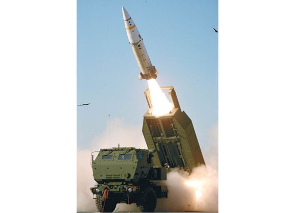 報道指美國計劃向烏克蘭提供遠程版本的陸軍戰術導彈系統。
