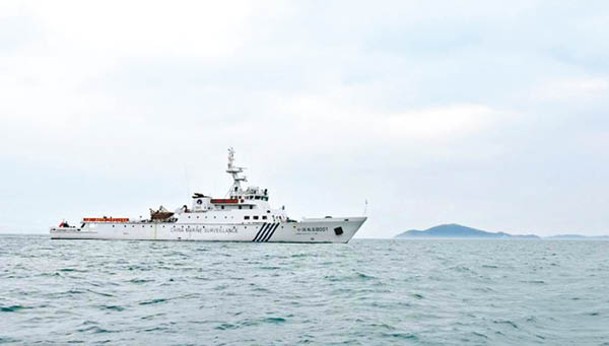 中國海監船在金廈水域巡航。