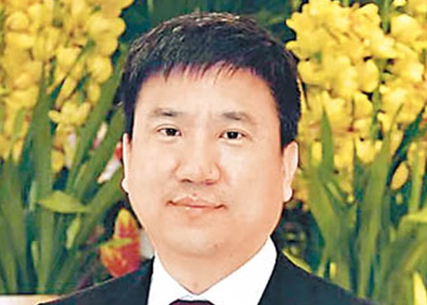 馮杰鴻辭去全國人大代表職務。