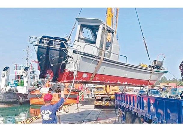 涉事中國大陸漁船在金門海域翻覆。