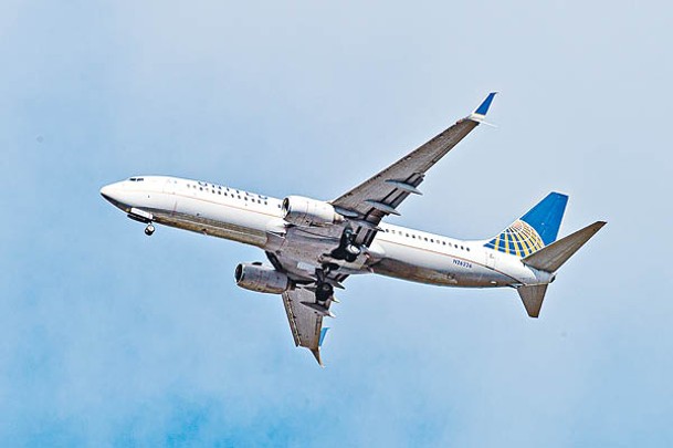 涉事聯合航空客機型號是波音737-800。
