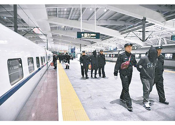 北京警搗11地下錢莊  拘35人