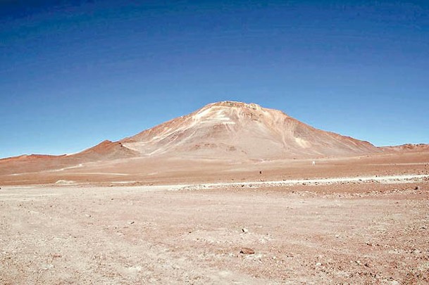 TAO建在智利阿塔卡馬高原（圖）上。