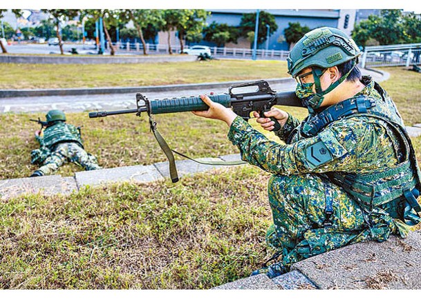 台軍接受射擊訓練。（Getty Images圖片）