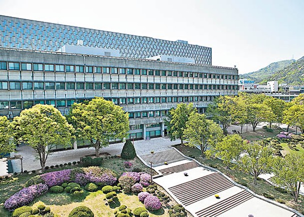 首爾大學（圖）多名校友受害。