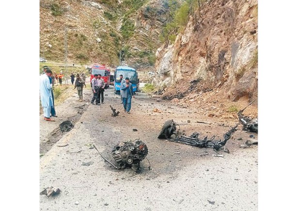 達蘇水電站工程車輛今年3月遭自殺式炸彈襲擊，多名中國公民死亡。