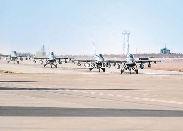 98億元援烏  瑞典提供預警機  為F16作戰準備