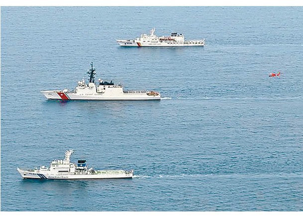 美日韓進行海岸防衞三方演習。