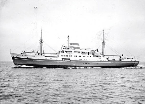 浮島丸在1945年爆炸沉沒。