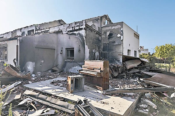 戰火下不少房屋倒塌。（Getty Images圖片）