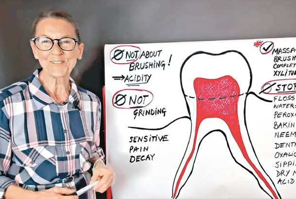 菲利普斯經常在網上分享護理牙齒的知識。