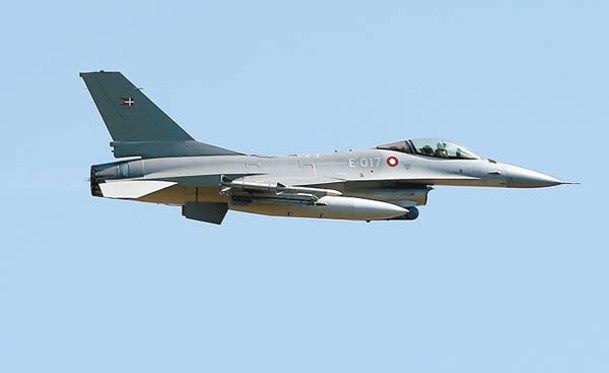 北約向烏克蘭提供首批F16戰機。（Getty Images圖片）