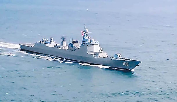 導彈驅逐艦南寧艦是中方指揮艦。