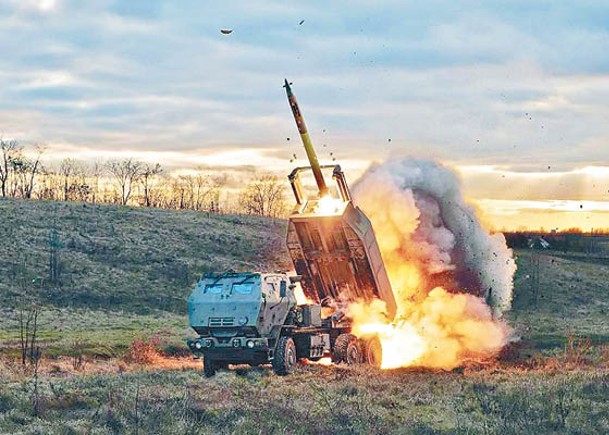 美國曾向烏克蘭提供M142高機動多管火箭系統彈藥。