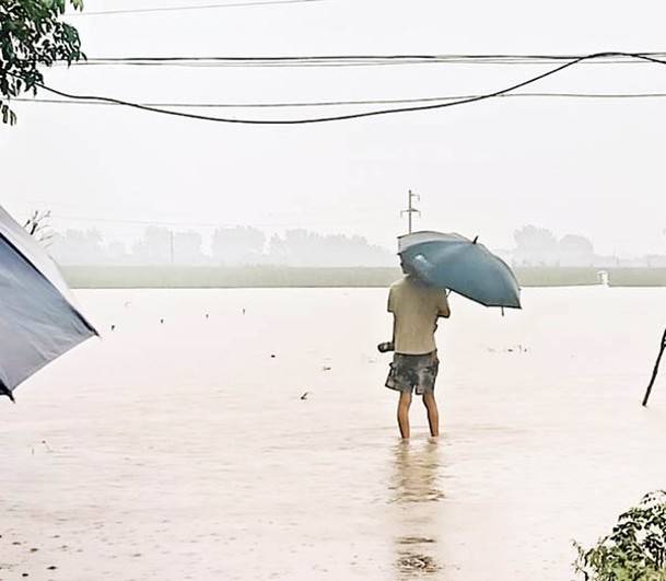 河南遭受嚴重暴雨影響，多地發生洪澇災害。
