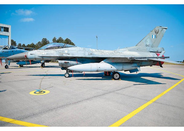 美將回購希臘32架舊F16供烏