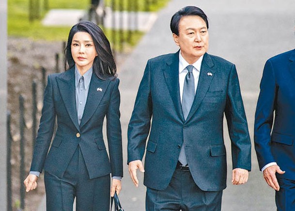南韓第一夫人金建希（左）涉貪受查，右為總統尹錫悅。