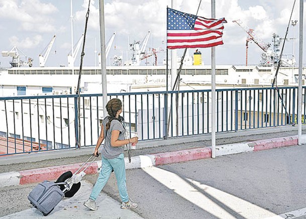 美國呼籲公民若訂到任何機票就離開黎巴嫩。（Getty Images圖片）
