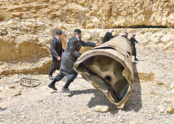 伊朗數月前空襲以色列後留下導彈殘骸。（Getty Images圖片）