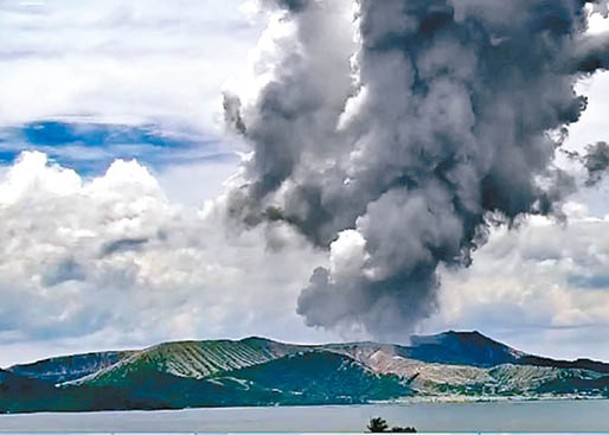 菲律賓塔阿爾火山4天內第2次噴發。