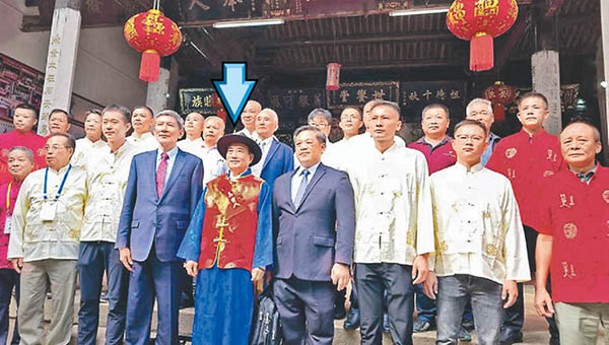 王金平（箭嘴示）祭祖後到廈門。（中時電子報圖片）