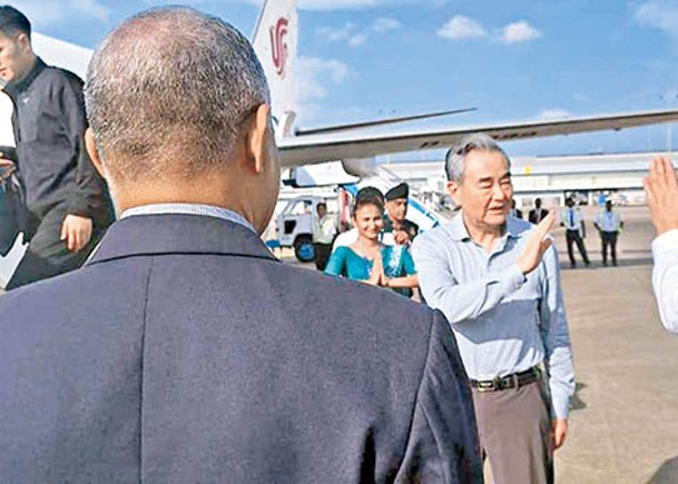 王毅本年首訪非洲4國  談加強合作