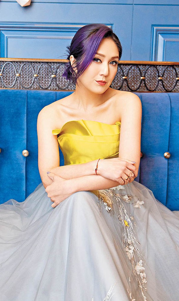 楊千嬅於《聲》首集奪「最受歡迎金曲獎」，人氣爆燈。