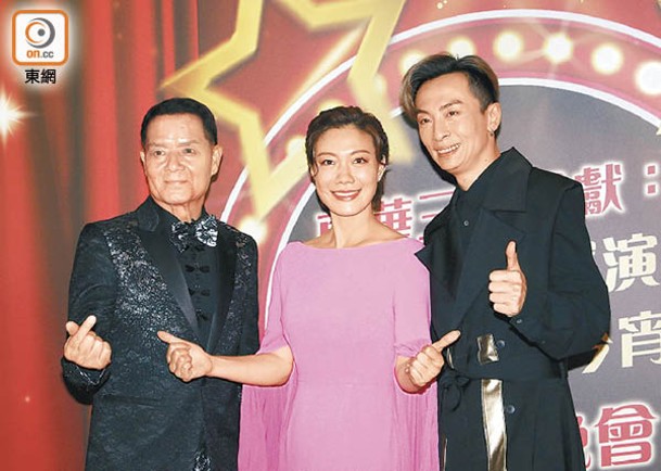 吳大強、龍婷及顏志恆於節目中獻唱多首名曲。