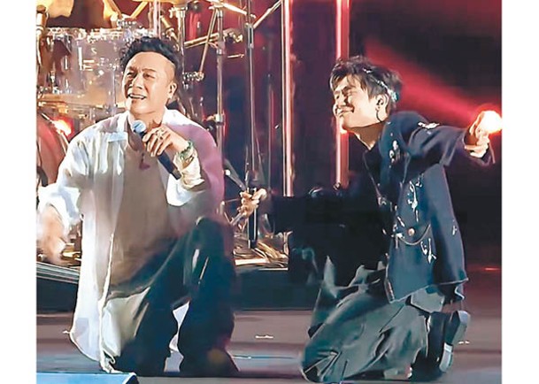 鎮宇（左）為陳楚生巡唱擔任嘉賓，愈唱愈快甩晒Beat。