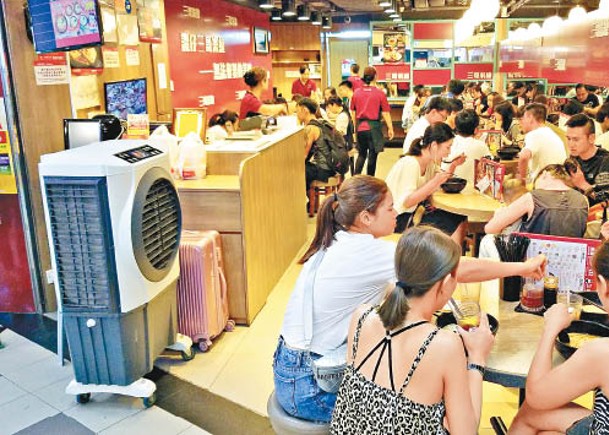 譚仔已於今年4月進軍中國市場，現於深圳經營3間分店。
