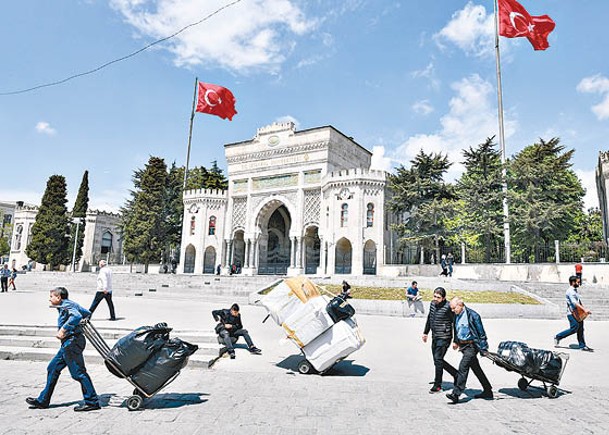 新興市場疫下的經濟增長存隱憂，近日土耳其經濟動盪。