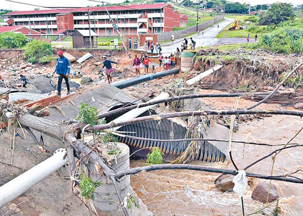 南非洪災令蘭特持續貶值，勢打擊經濟。