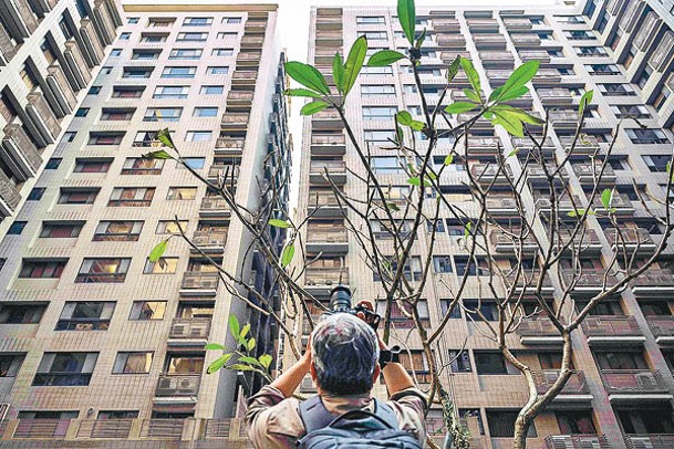 台北市的住宅短缺高達14萬戶。