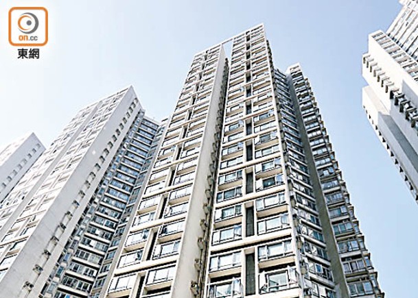 麗港城兩房售640萬 平11%