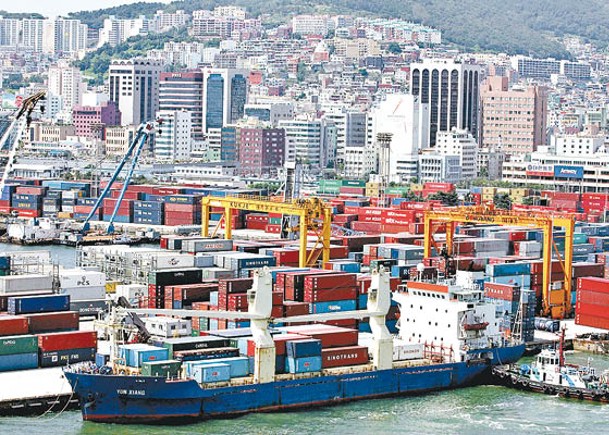 隨着全球經濟面臨衰退，南韓出口增長急速放緩。
