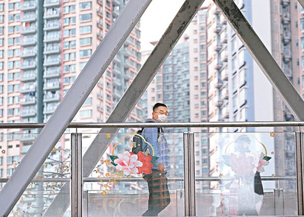 受惠中港恢復通關，有代理預期本港樓市首季會出現「大陽春」。