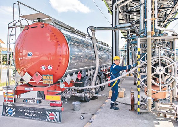 澳洲LNG工潮未傾掂 歐天然氣價曾飆18%