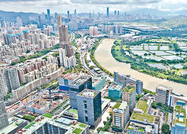 深圳甲級寫字樓空置率已升至24.5%，遠高於「北上廣」。
